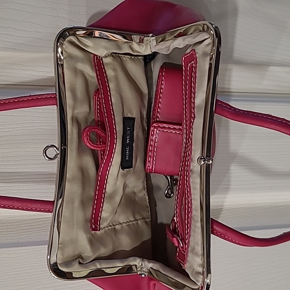 Nine West Hot pink purse - Picture 2 of 3